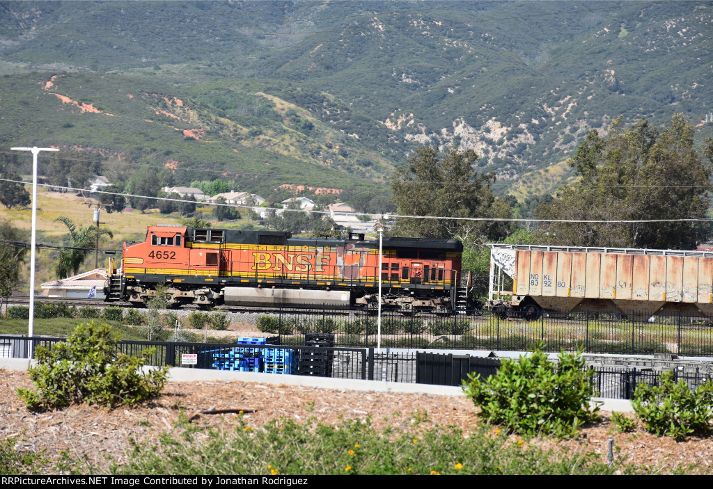 BNSF 4652